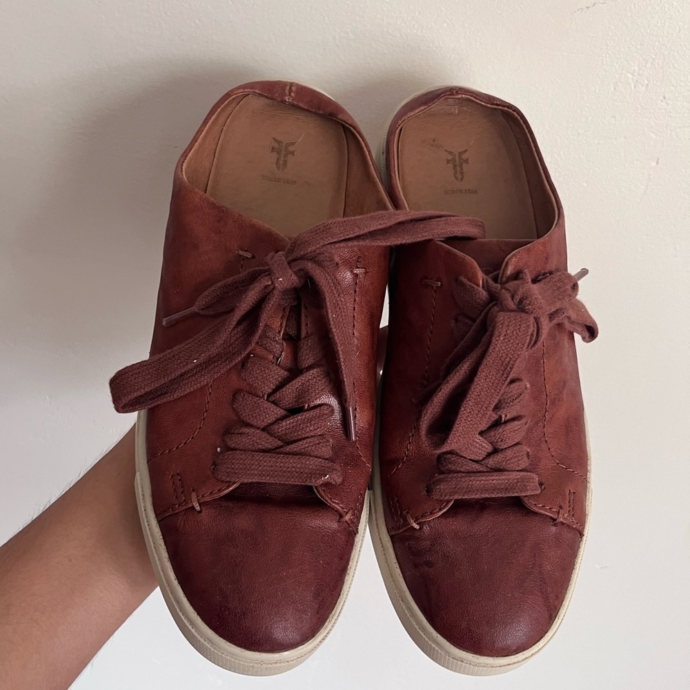Frye Leather Ivy Low Lace Mule Sneaker, Cognac